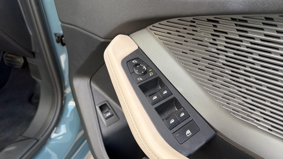 BMW 1 Series 120 Sport 5dr Step Auto Petrol Hatchback - Image 33