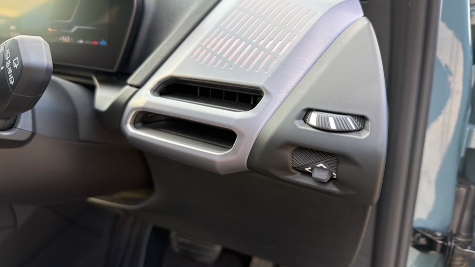 BMW 1 Series 120 Sport 5dr Step Auto Petrol Hatchback - Image 37