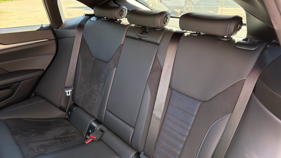 BMW i4 210kW eDrive35 M Sport 70kWh 5dr Auto Electric Hatchback - Image 12