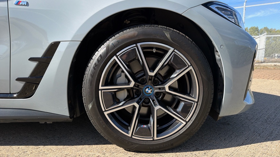 BMW i4 210kW eDrive35 M Sport 70kWh 5dr Auto Electric Hatchback - Image 14