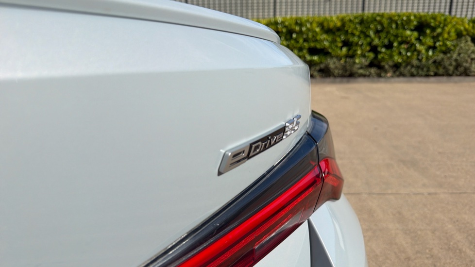BMW i4 210kW eDrive35 M Sport 70kWh 5dr Auto Electric Hatchback - Image 31