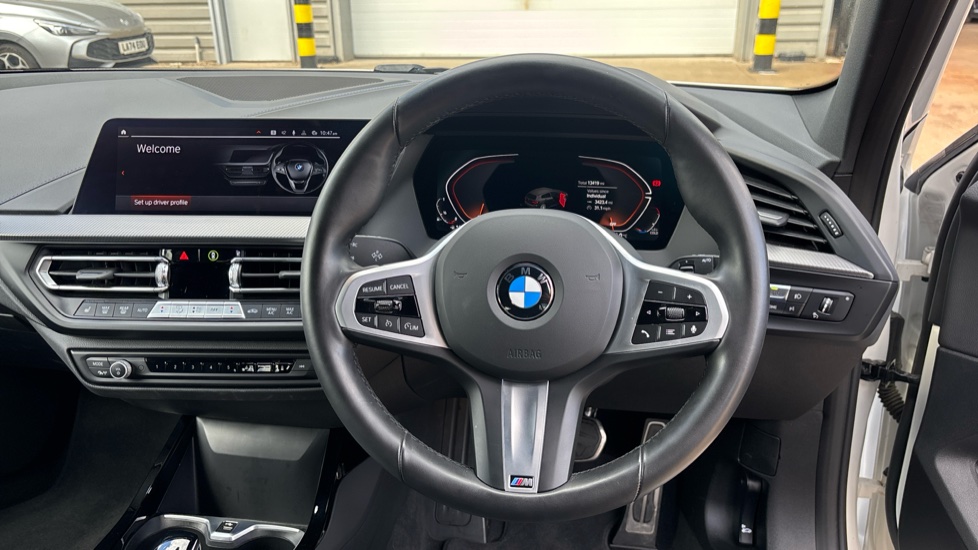 BMW 1 Series 118i M Sport 5dr Step Auto Petrol Hatchback - Image 5