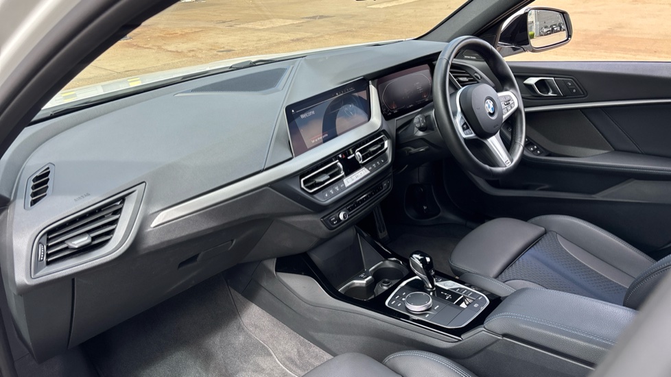 BMW 1 Series 118i M Sport 5dr Step Auto Petrol Hatchback - Image 7