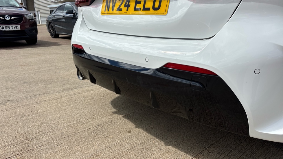 BMW 1 Series 118i M Sport 5dr Step Auto Petrol Hatchback - Image 32