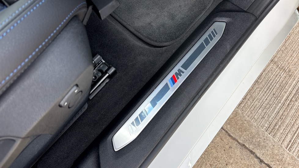 BMW 1 Series 118i M Sport 5dr Step Auto Petrol Hatchback - Image 35
