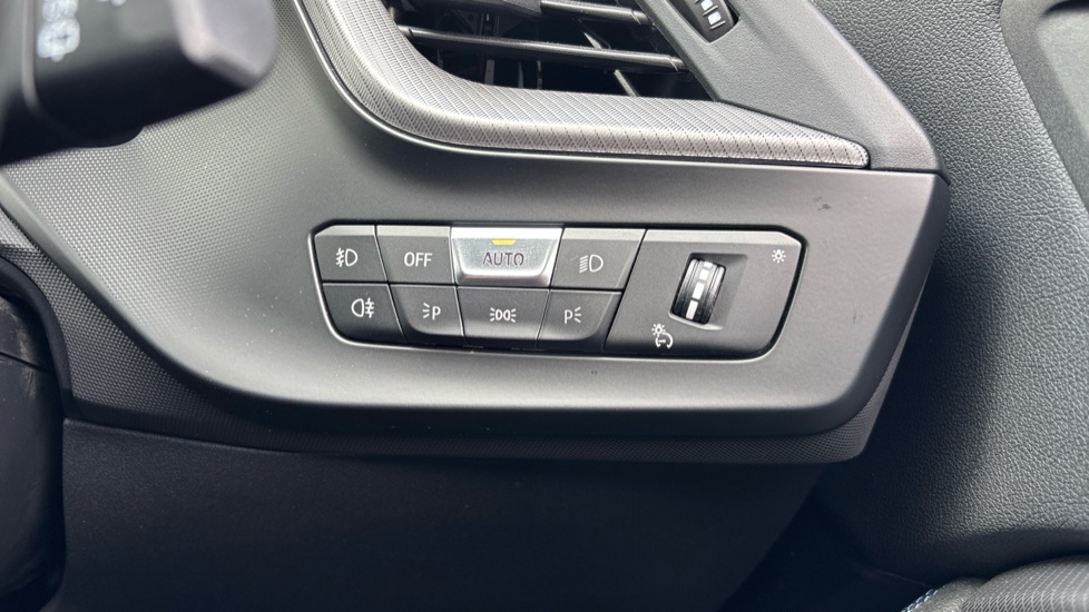 BMW 1 Series 118i M Sport 5dr Step Auto Petrol Hatchback - Image 39
