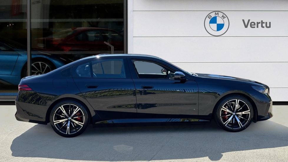 BMW 5 Series 530e M Sport 4dr Auto Saloon - Image 3