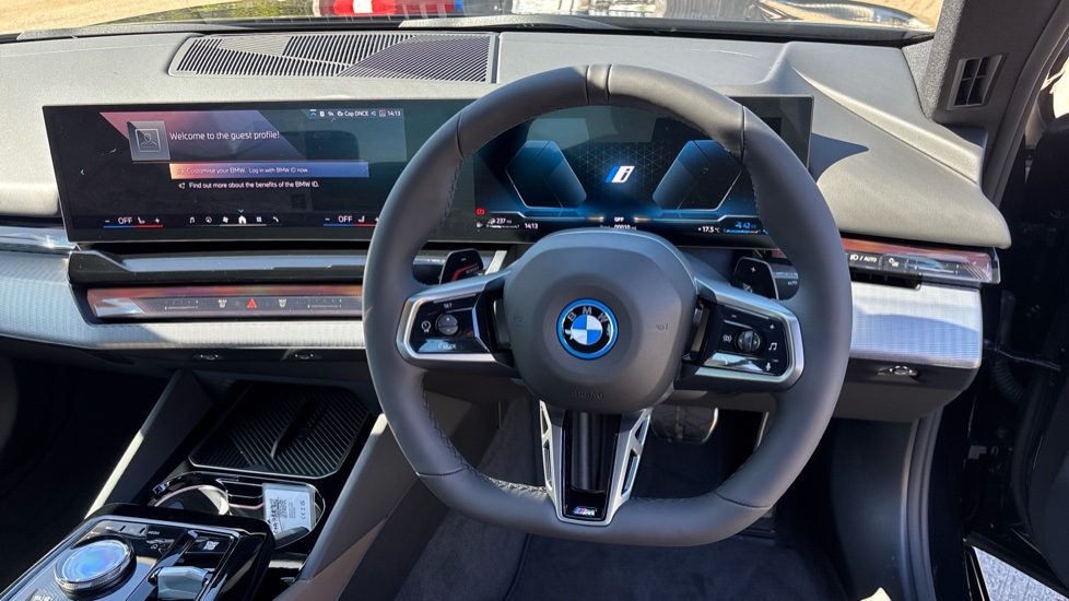 BMW 5 Series 530e M Sport 4dr Auto Saloon - Image 5