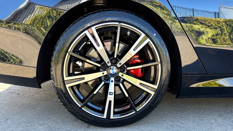 BMW 5 Series 530e M Sport 4dr Auto Saloon - Image 24