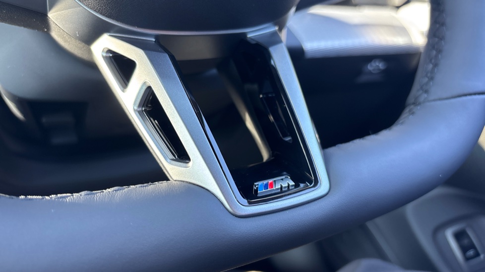 BMW 5 Series 530e M Sport 4dr Auto Saloon - Image 39