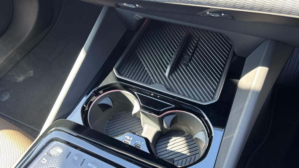 BMW 5 Series 530e M Sport 4dr Auto Saloon - Image 52