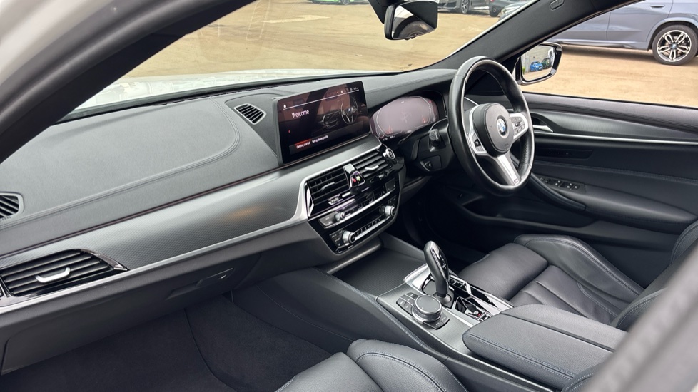 BMW 5 Series 520i MHT M Sport 4dr Step Auto Petrol Saloon - Image 7
