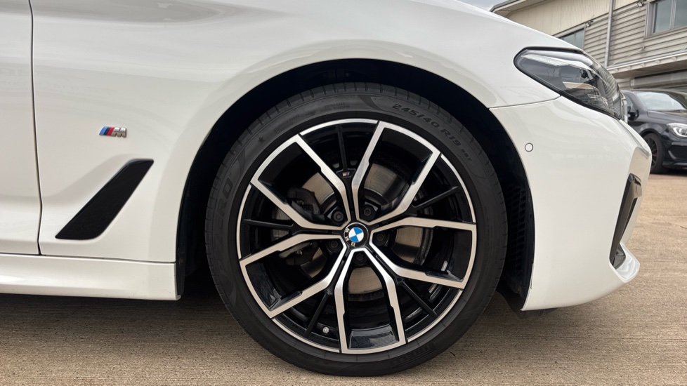 BMW 5 Series 520i MHT M Sport 4dr Step Auto Petrol Saloon - Image 14