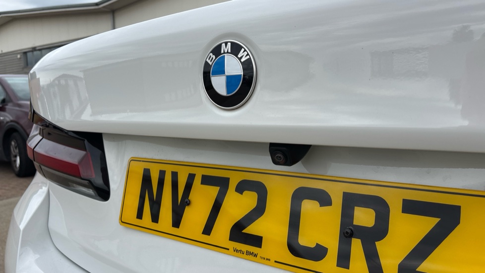BMW 5 Series 520i MHT M Sport 4dr Step Auto Petrol Saloon - Image 32