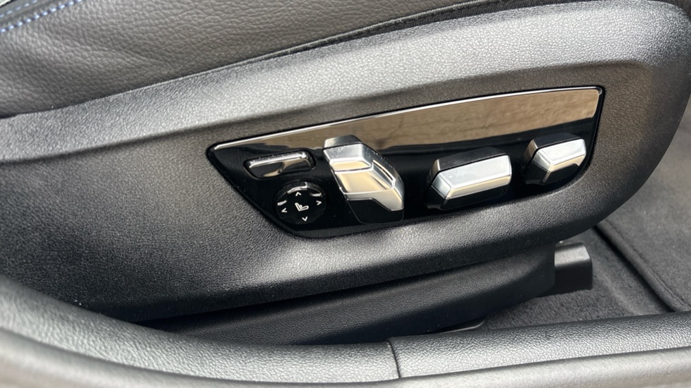 BMW 5 Series 520i MHT M Sport 4dr Step Auto Petrol Saloon - Image 36