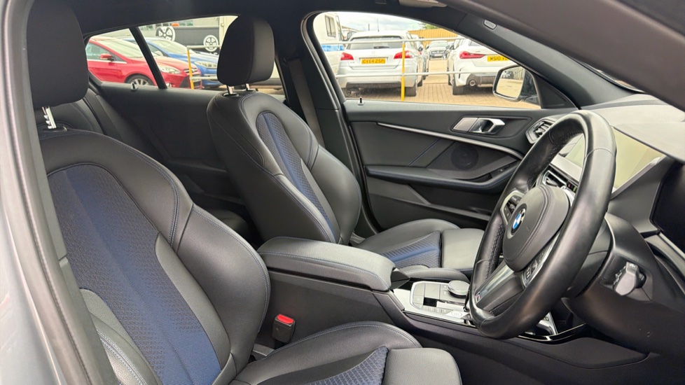BMW 1 Series 118i [136] M Sport 5dr Step Auto [LCP] Petrol Hatchback - Image 11