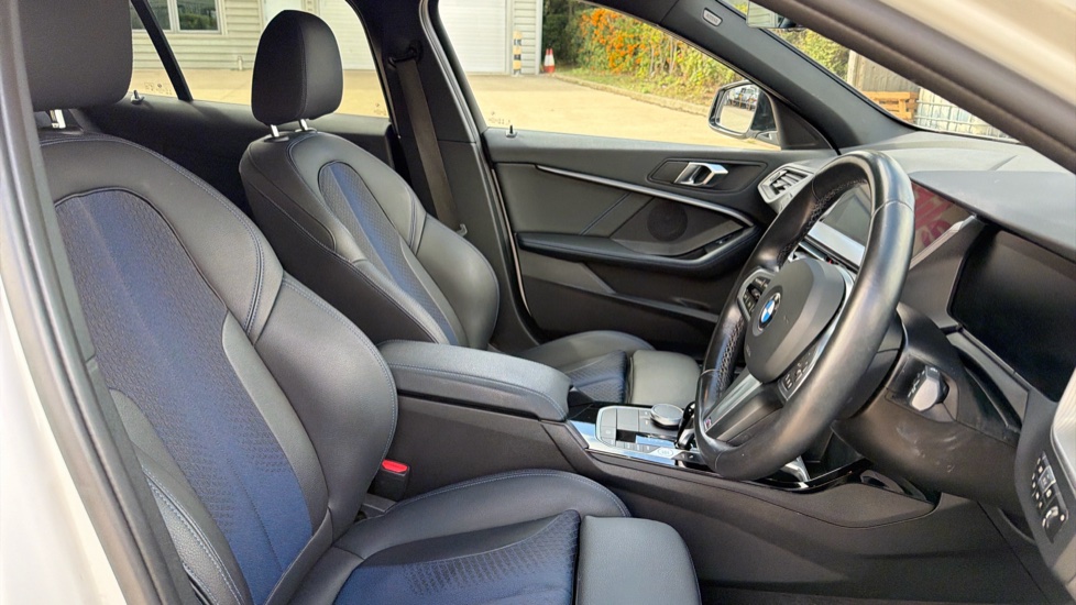 BMW 1 Series 118i [136] M Sport 5dr Step Auto [LCP] Petrol Hatchback - Image 11