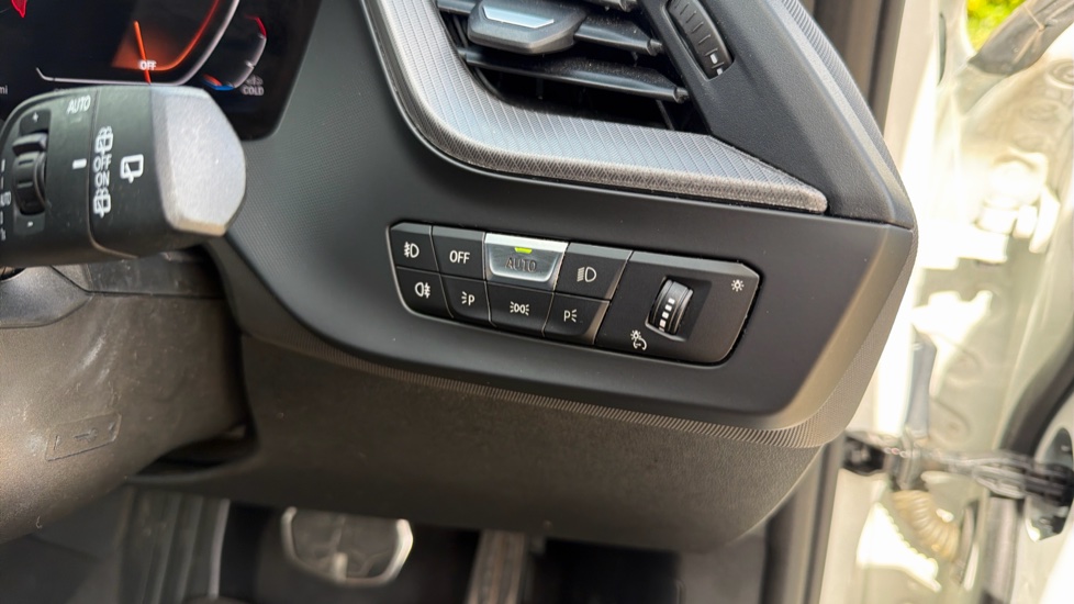 BMW 1 Series 118i [136] M Sport 5dr Step Auto [LCP] Petrol Hatchback - Image 37