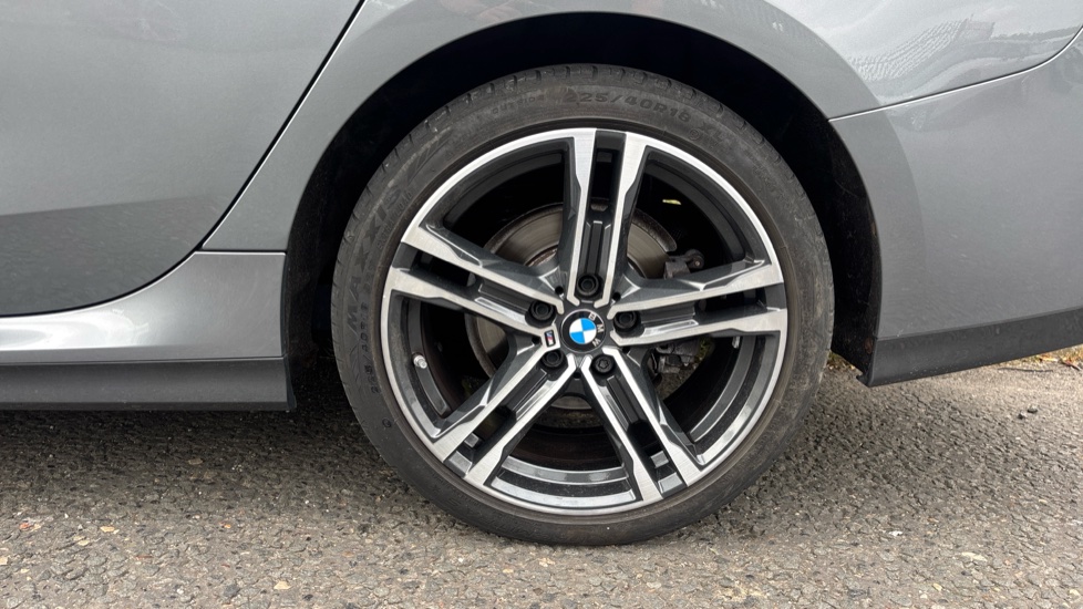 BMW 2 Series 218i [136] M Sport 4dr DCT Petrol Saloon - Image 28