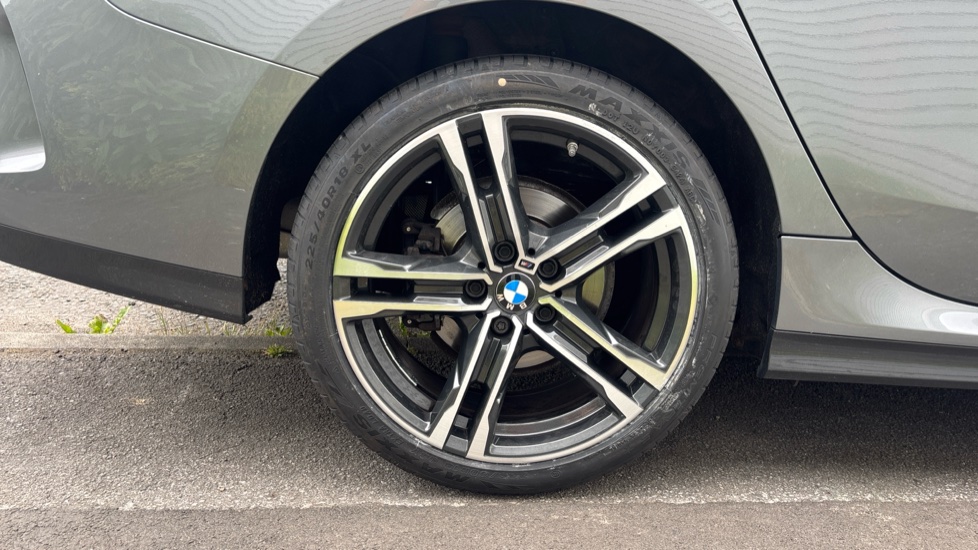 BMW 2 Series 218i [136] M Sport 4dr DCT Petrol Saloon - Image 31