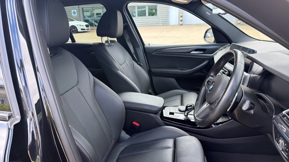 BMW X3 xDrive20d MHT M Sport 5dr Step Auto Diesel Estate - Image 11