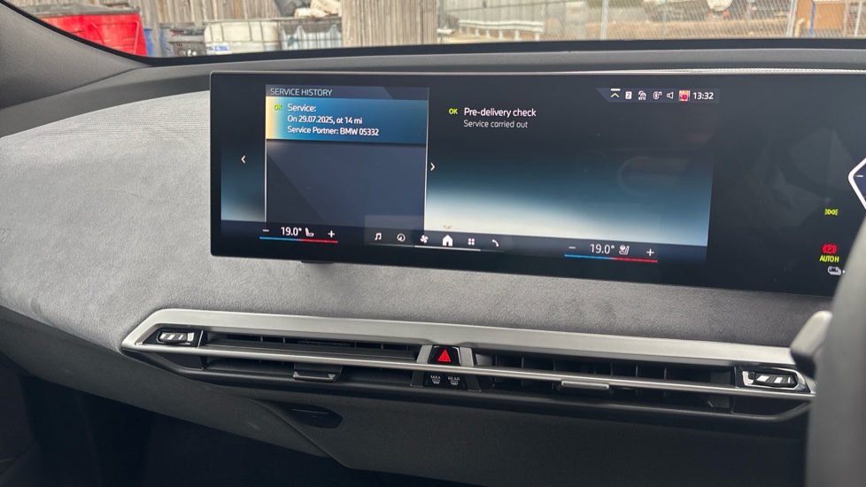 BMW iX 300kW xDrive45 M Sport 101kWh 5dr Auto Electric Estate - Image 53