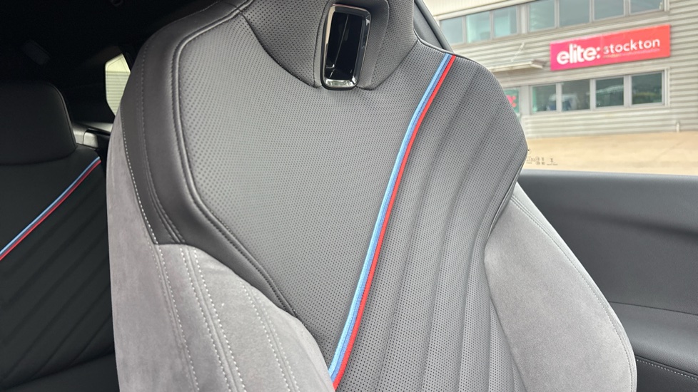 BMW iX 300kW xDrive45 M Sport 101kWh 5dr Auto Electric Estate - Image 57