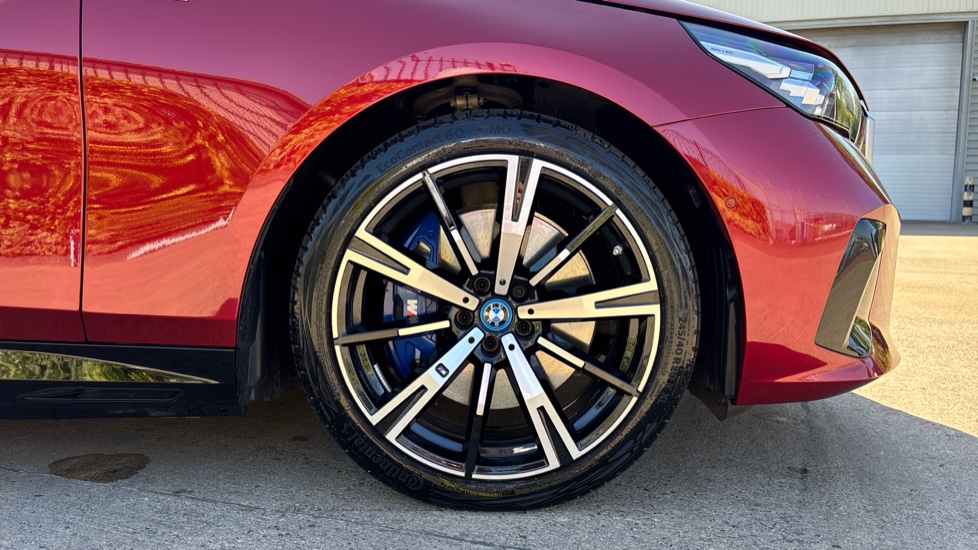 BMW i5 250kW eDrive40 M Sport 84kWh 4dr Auto Electric Saloon - Image 14