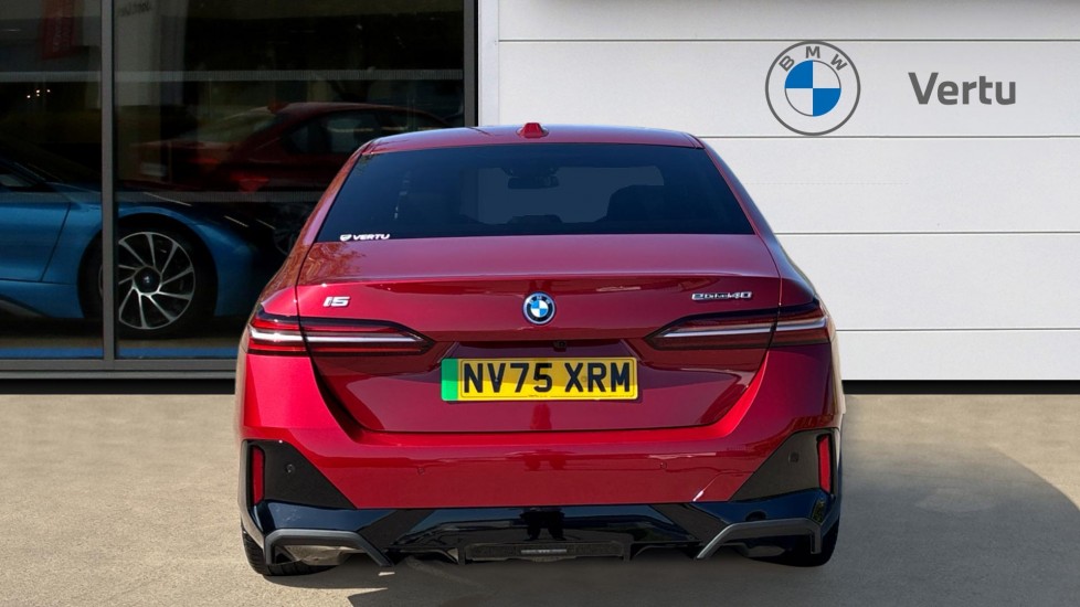 BMW i5 250kW eDrive40 M Sport 84kWh 4dr Auto Electric Saloon - Image 15