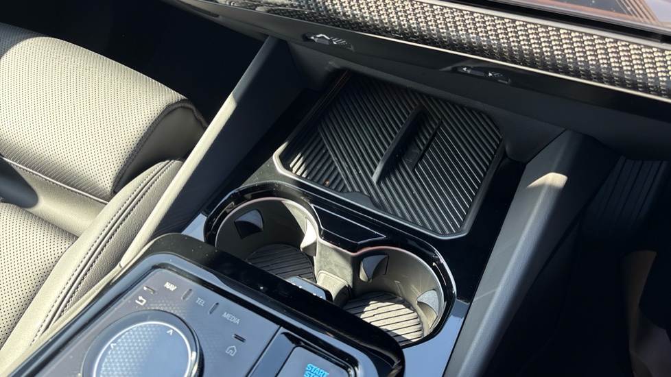 BMW i5 250kW eDrive40 M Sport 84kWh 4dr Auto Electric Saloon - Image 52