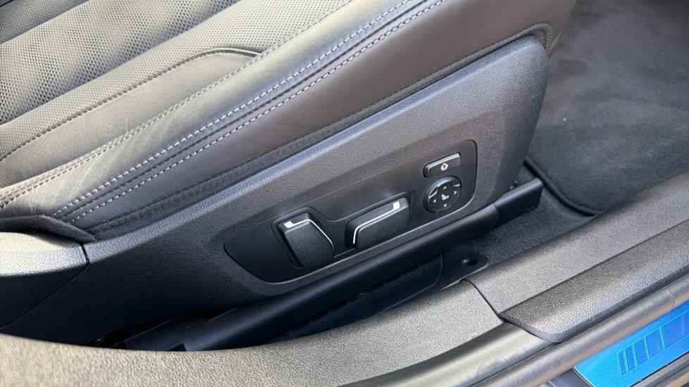 BMW M3 xDrive Competition M 4dr Step Auto Petrol Saloon - Image 34