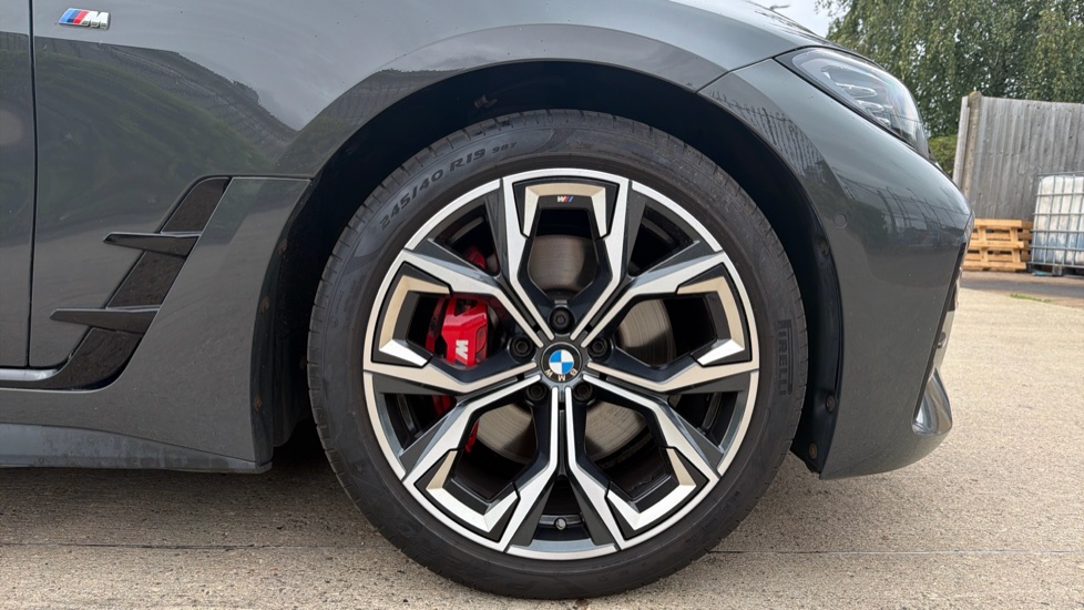 BMW 4 Series 420i M Sport Pro Edition 5dr Step Auto Petrol Hatchback - Image 14