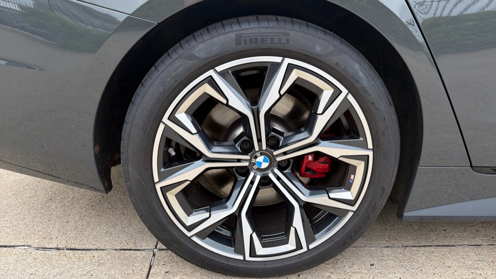 BMW 4 Series 420i M Sport Pro Edition 5dr Step Auto Petrol Hatchback - Image 31