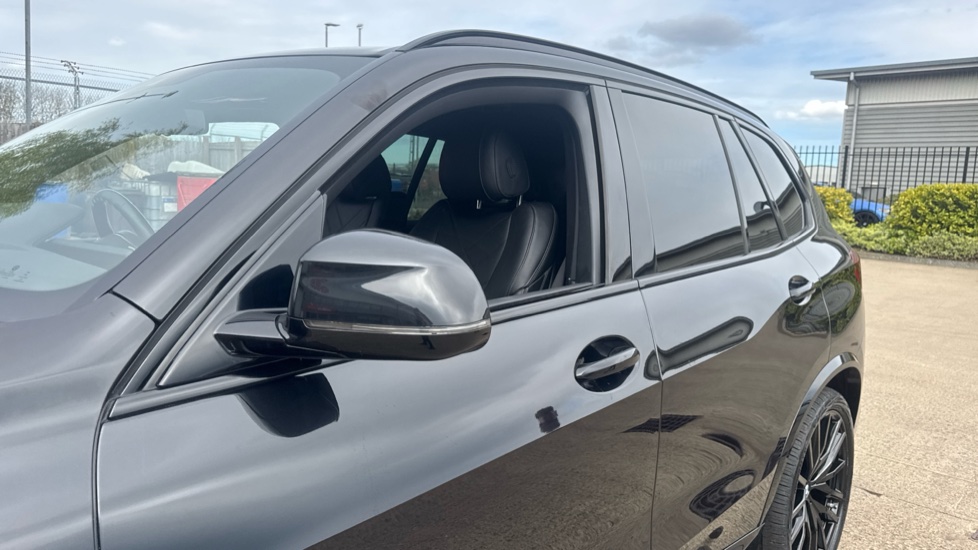 BMW X5 xDrive40d MHT M Sport 5dr Auto Diesel Estate - Image 50