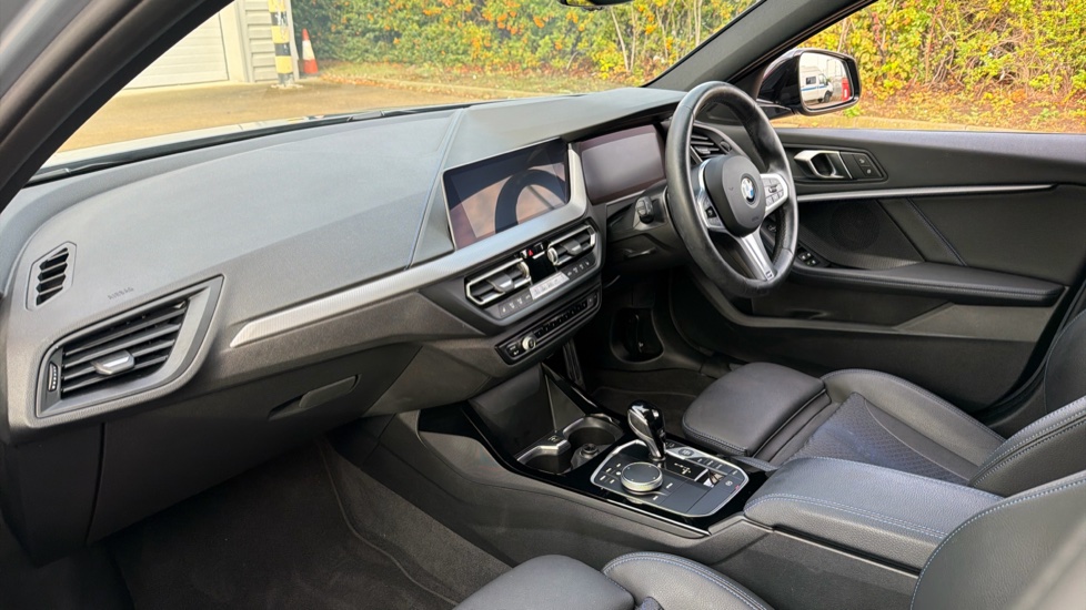 BMW 1 Series 118i M Sport 5dr Step Auto Petrol Hatchback - Image 7