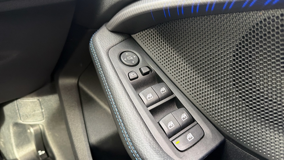 BMW 1 Series 118i M Sport 5dr Step Auto Petrol Hatchback - Image 34