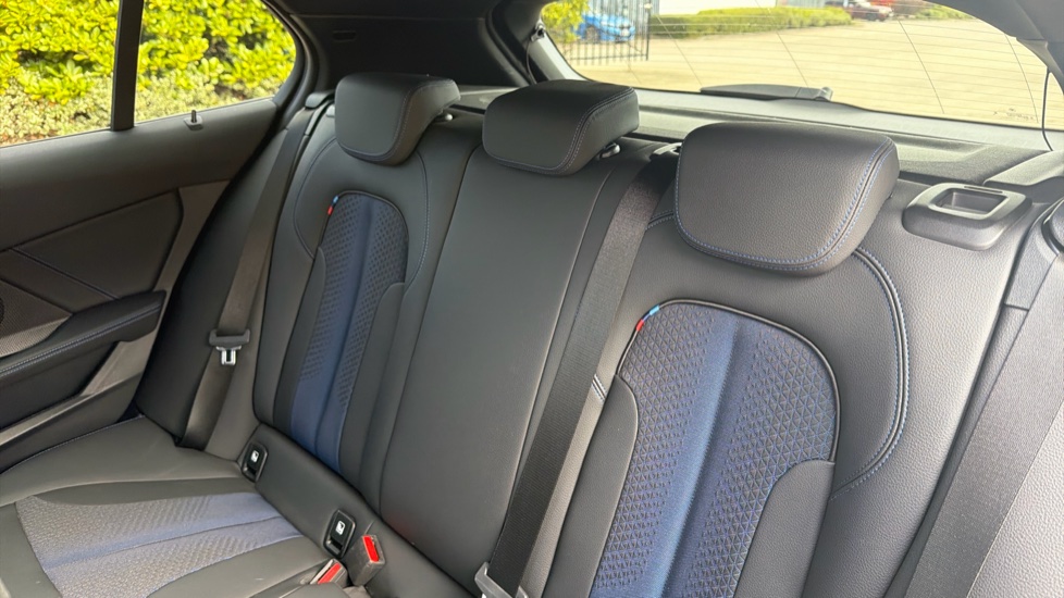 BMW 1 Series 118i [136] M Sport 5dr Step Auto [LCP] Petrol Hatchback - Image 12