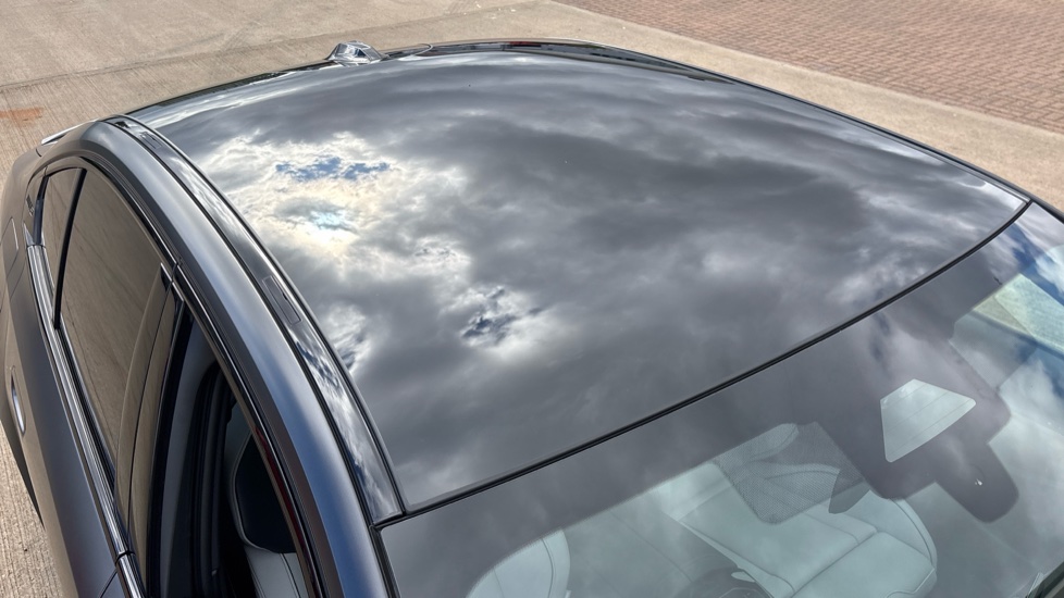 BMW M5 4dr DCT Saloon - Image 21