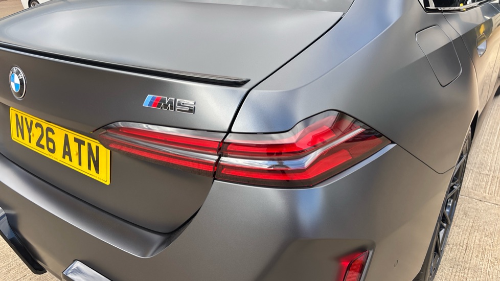 BMW M5 4dr DCT Saloon - Image 22