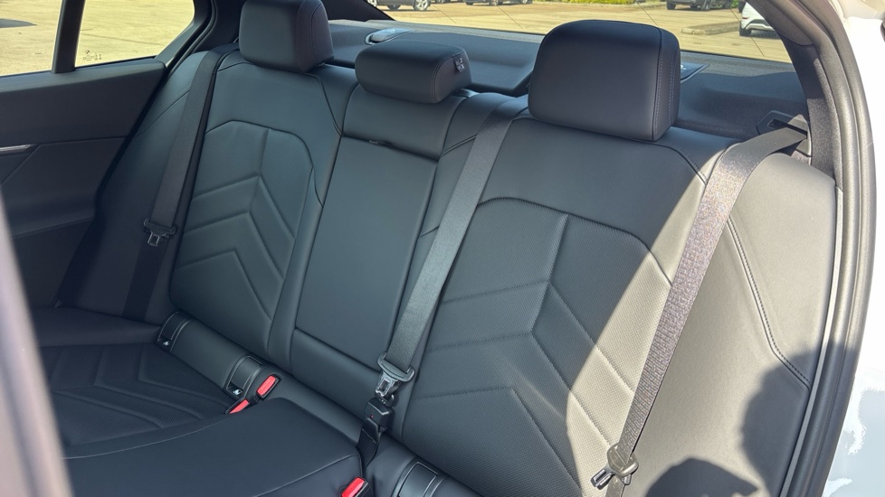 BMW 5 Series 520i M Sport 4dr Auto Petrol Saloon - Image 12