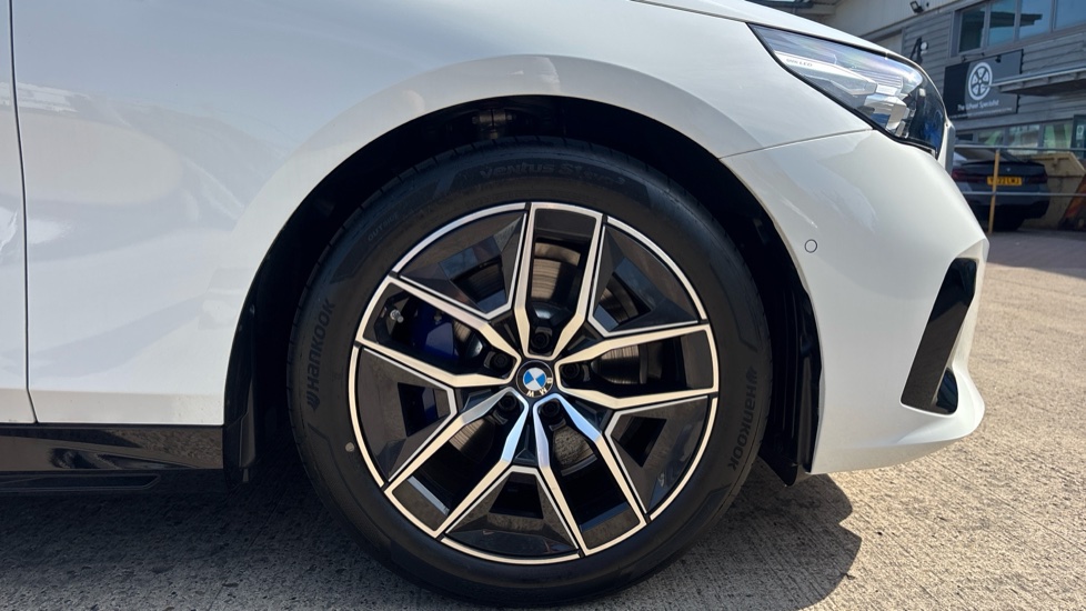BMW 5 Series 520i M Sport 4dr Auto Petrol Saloon - Image 14