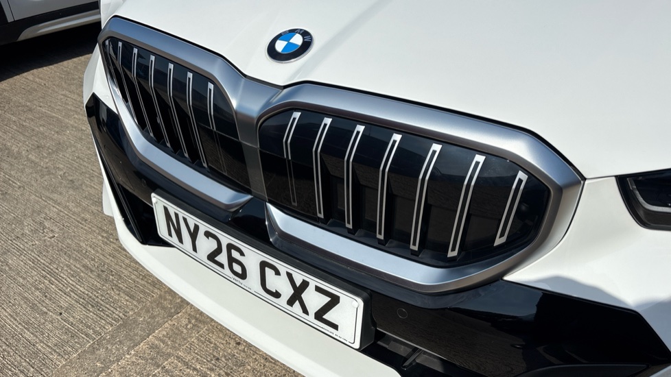 BMW 5 Series 520i M Sport 4dr Auto Petrol Saloon - Image 24