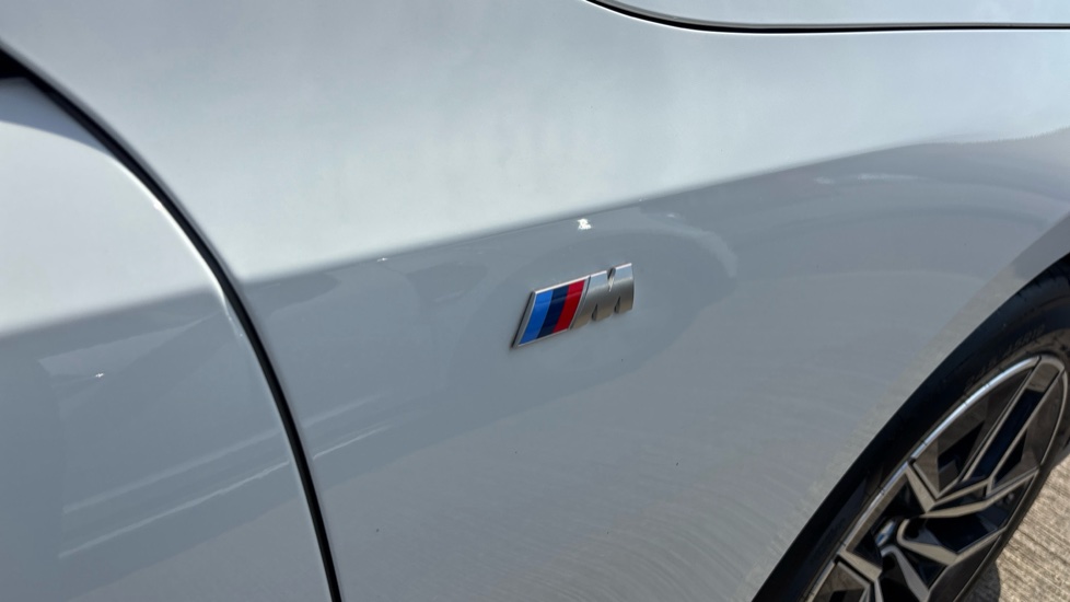 BMW 5 Series 520i M Sport 4dr Auto Petrol Saloon - Image 34
