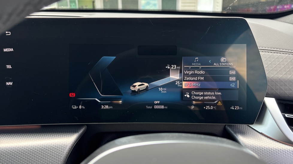 BMW iX2 150kW eDrive20 M Sport 65kWh 5dr Auto Tech/Pro/22 Electric Hatchback - Image 9