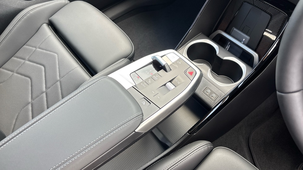 BMW iX2 150kW eDrive20 M Sport 65kWh 5dr Auto Tech/Pro/22 Electric Hatchback - Image 10