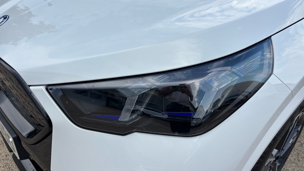 BMW iX2 150kW eDrive20 M Sport 65kWh 5dr Auto Tech/Pro/22 Electric Hatchback - Image 25