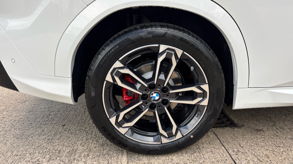 BMW iX2 150kW eDrive20 M Sport 65kWh 5dr Auto Tech/Pro/22 Electric Hatchback - Image 33