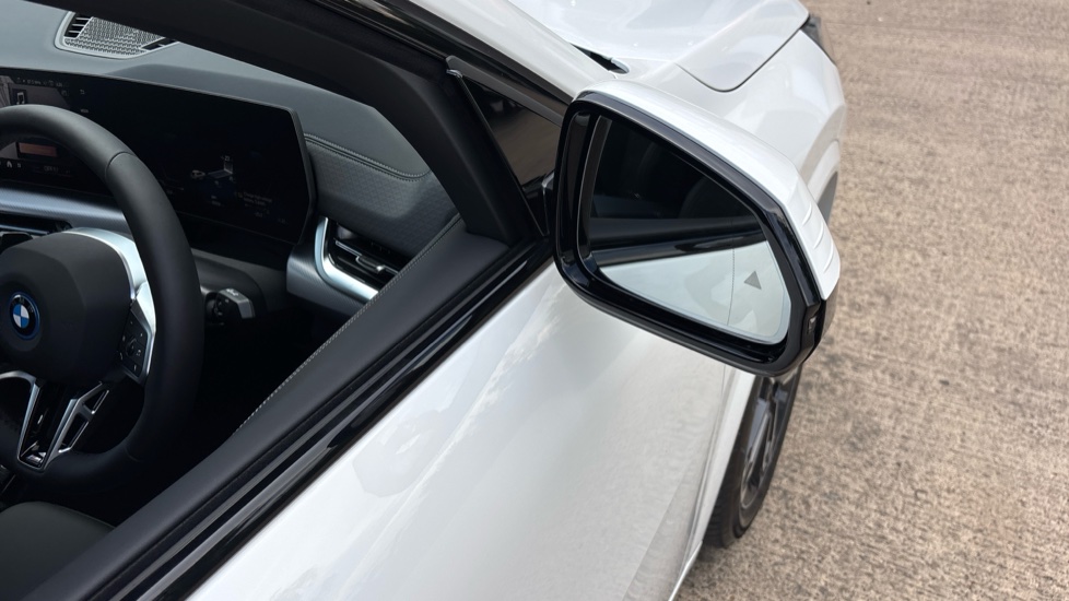 BMW iX2 150kW eDrive20 M Sport 65kWh 5dr Auto Tech/Pro/22 Electric Hatchback - Image 34