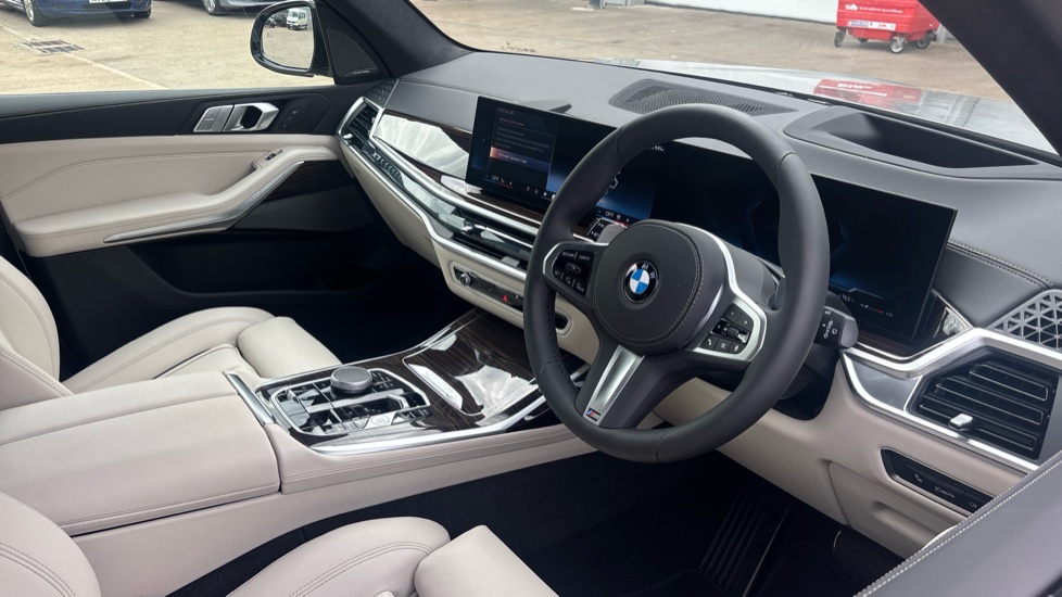 BMW X7 xDrive40d MHT M Sport 5dr Step Auto Diesel Estate - Image 6