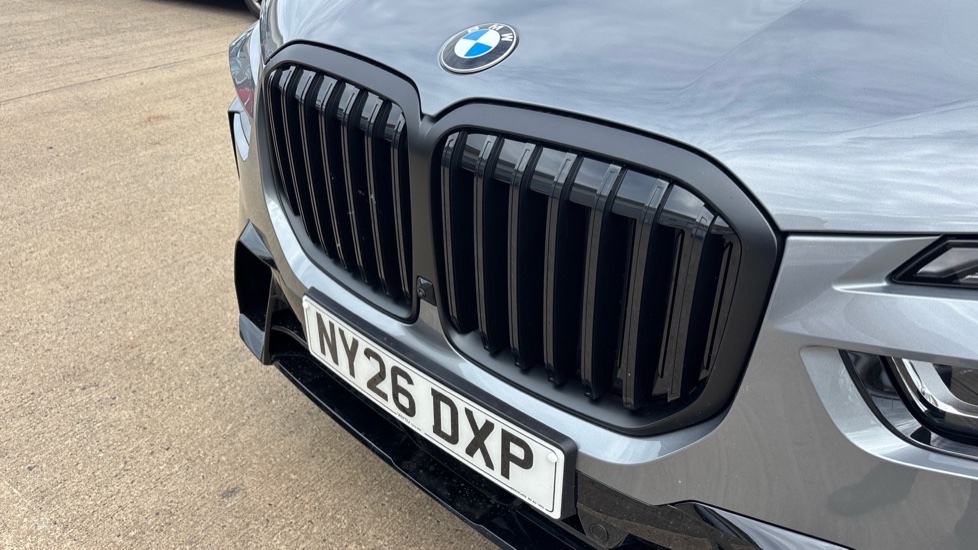 BMW X7 xDrive40d MHT M Sport 5dr Step Auto Diesel Estate - Image 24
